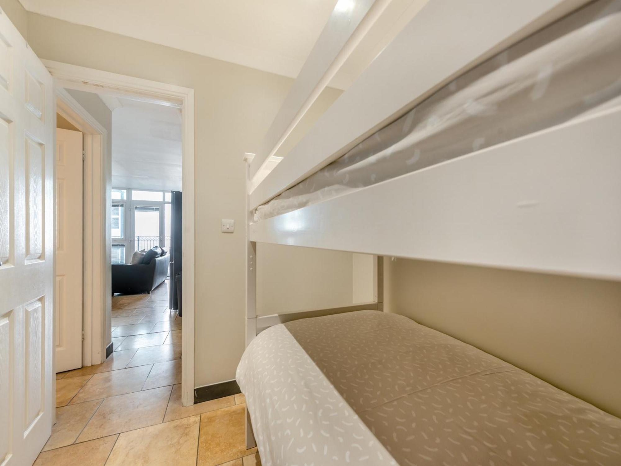 Milkwood Villa Pendine Bagian luar foto